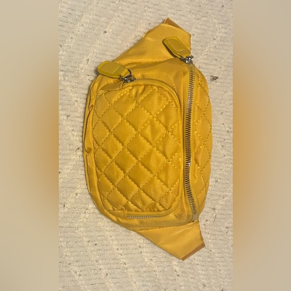 Yellow Fanny Pack - Picture 1 of 8